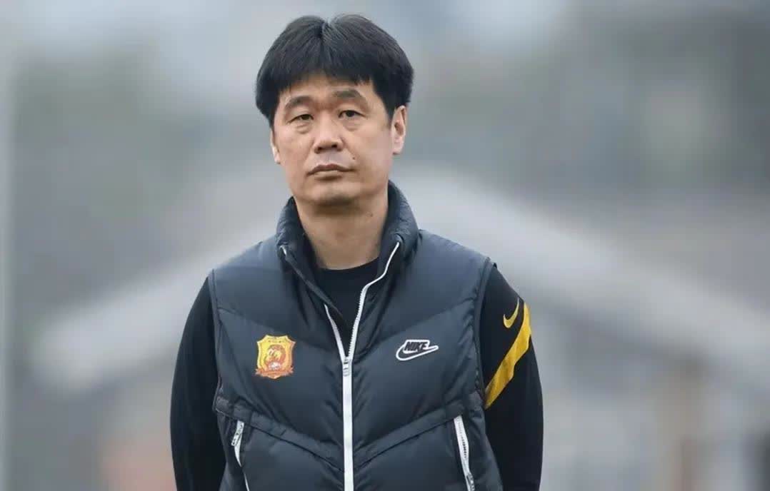 皇家贝尔温博尔德连胜，主教练连胜之后表扬球队的简单介绍
